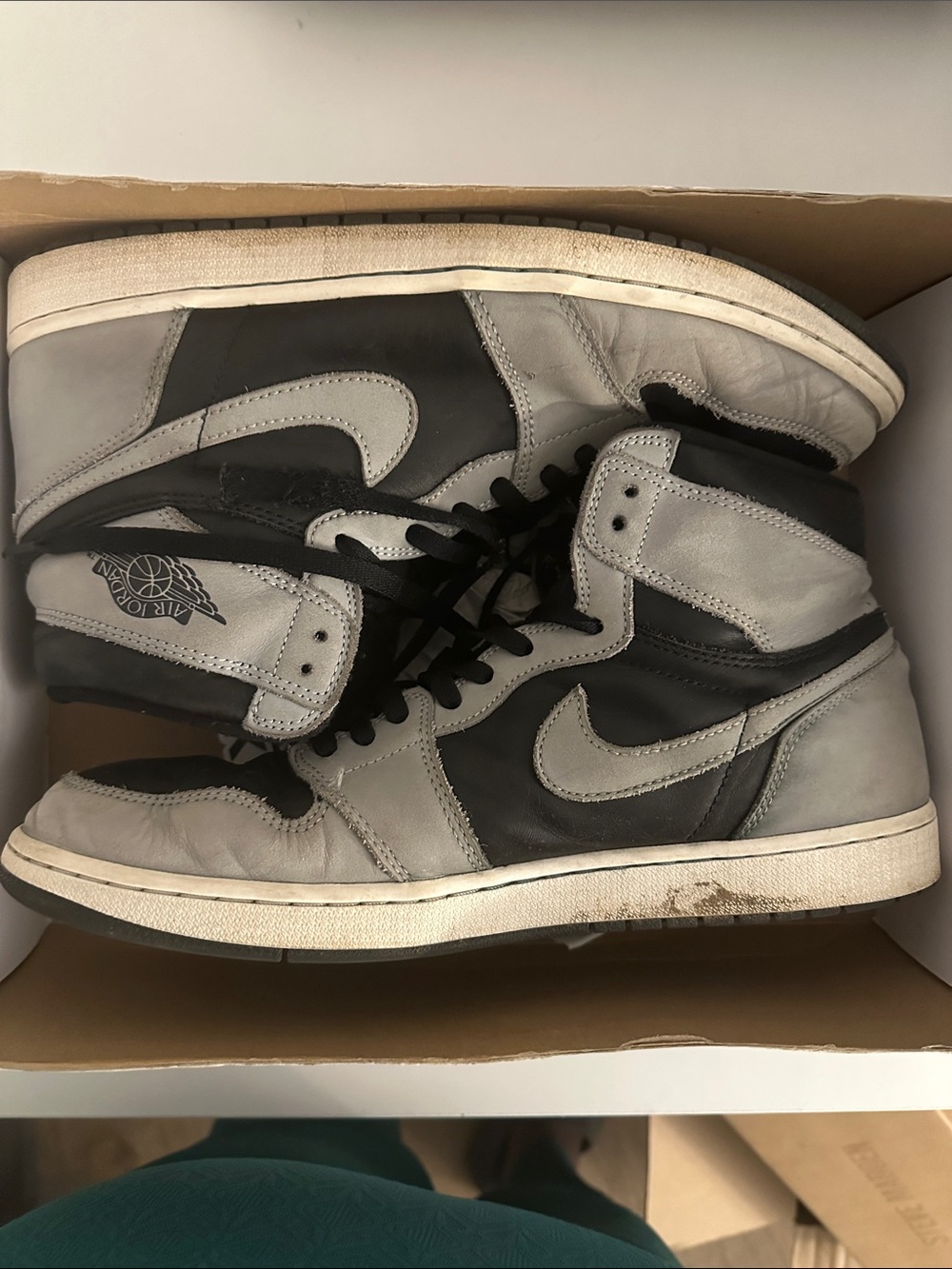 Jordan 1 High OG - Grey and Black Leather